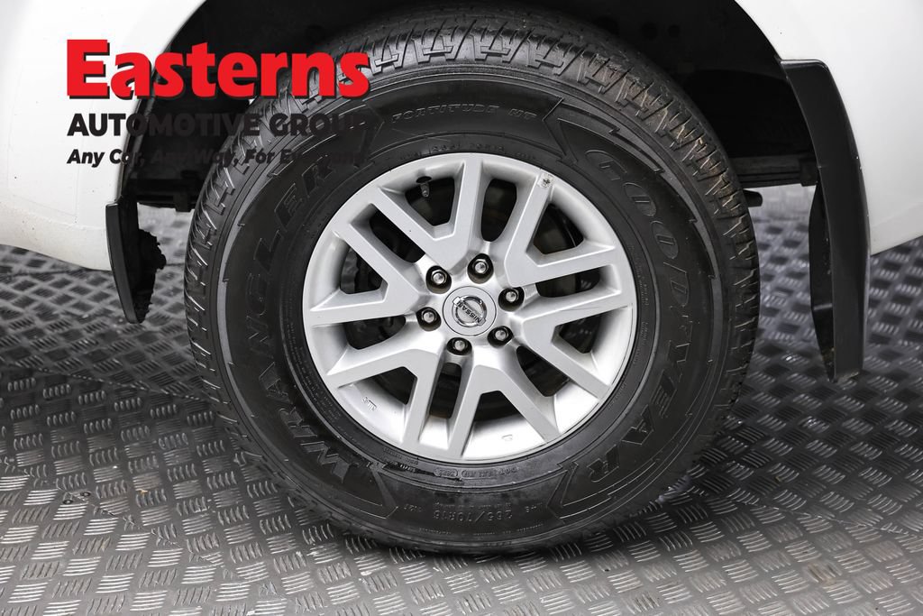 Used 2021 Nissan Frontier SV AWD/4WD image 8
