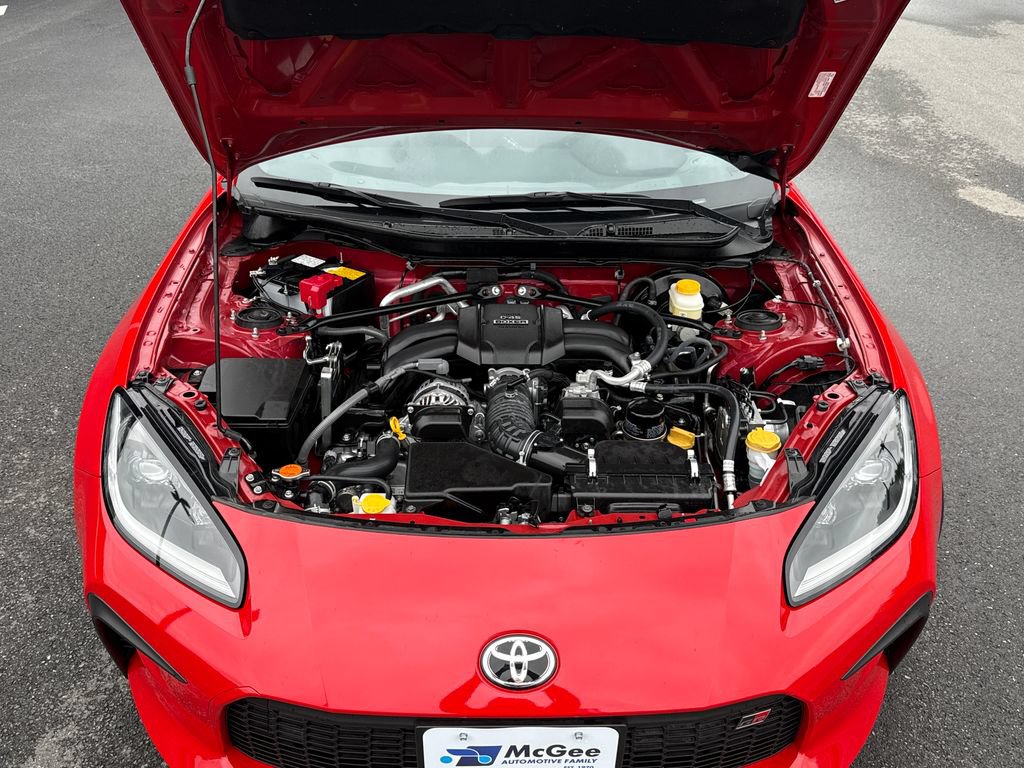 Used 2024 Toyota GR86 Premium RWD image 26