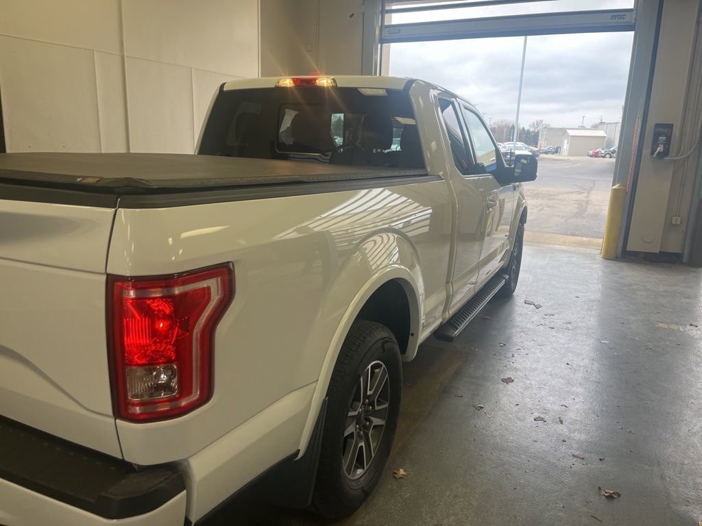 Used 2015 Ford F150 XLT w/ Equipment Group 302A Luxury image 4
