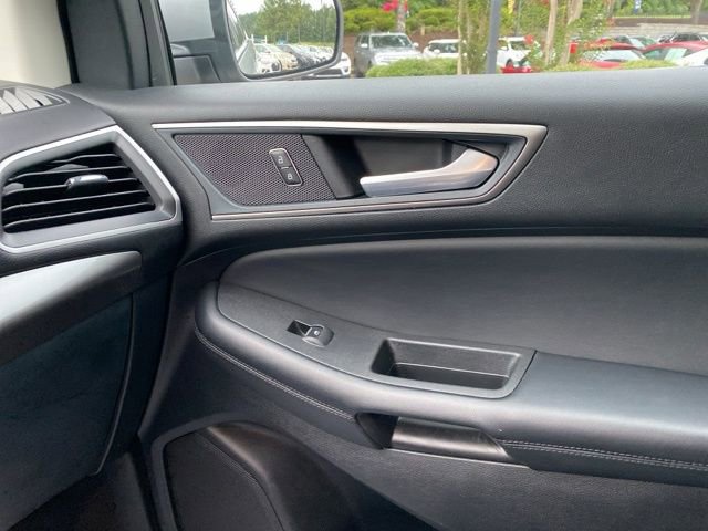 Used 2024 Ford Edge SEL image 35