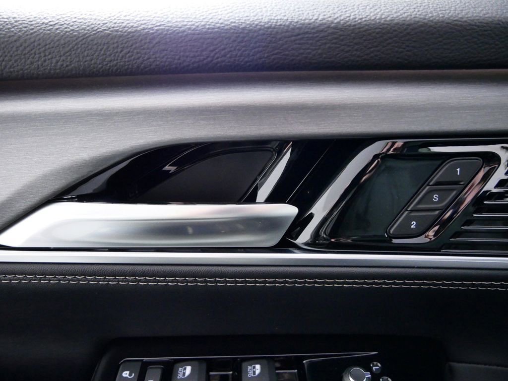 Used 2024 Jeep Wagoneer L Series II image 37