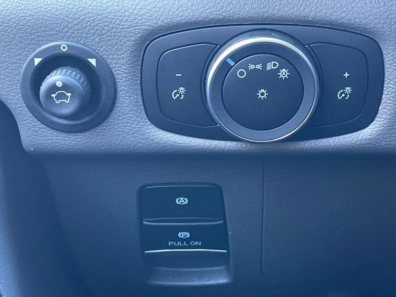 Used 2023 Ford Transit 250 Medium Roof w/ Load Area Protection Package image 31