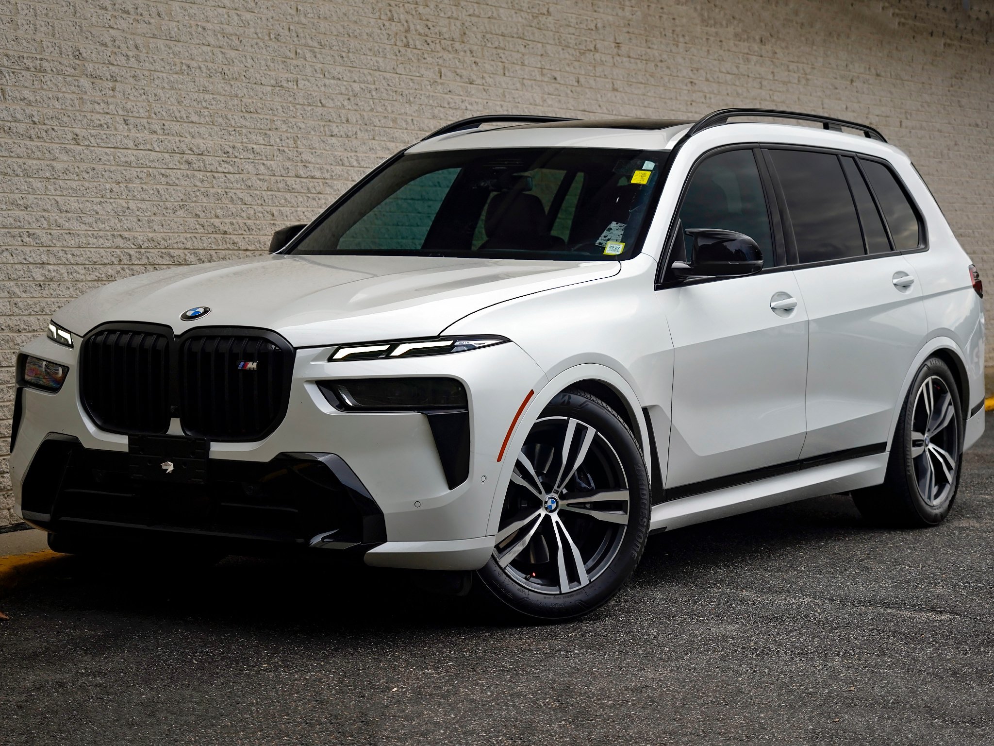 Used 2024 BMW X7 M60i w/ Executive Package AWD/4WD image 2
