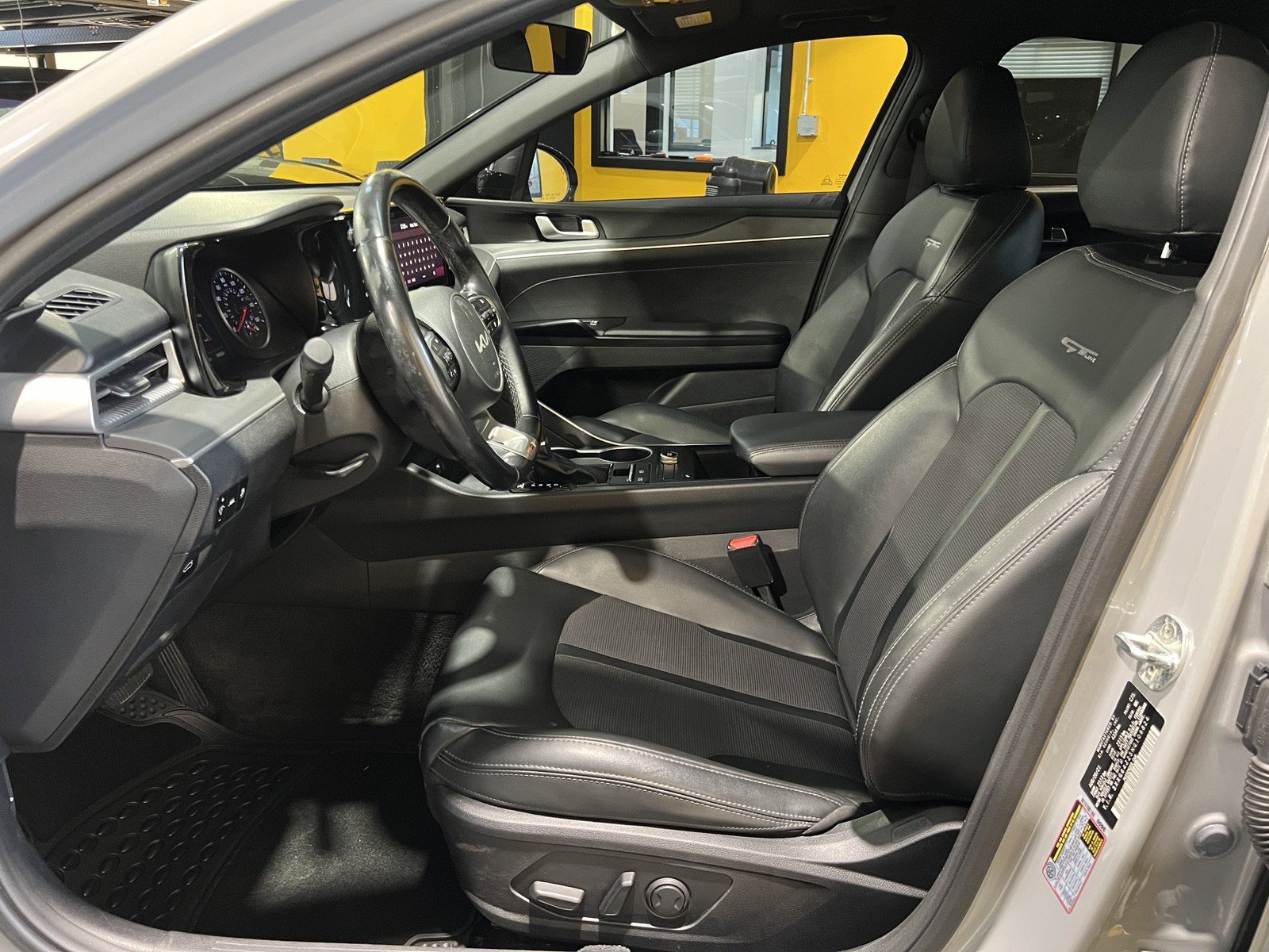 Used 2022 Kia K5 GT-Line w/ GT-Line FWD Premium Package image 14