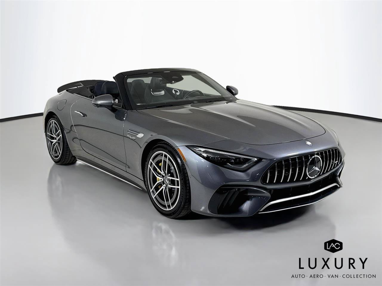 Used 2025 Mercedes-Benz SL 63 AMG 4MATIC image 3