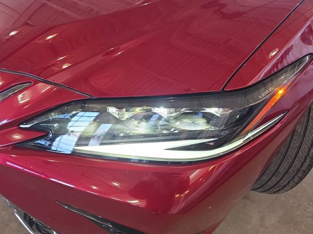 Certified 2025 Lexus ES 300h F Sport w/ Accessory Package (Z1) image 31