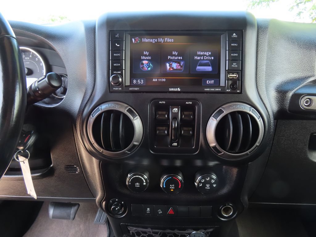 Used 2018 Jeep Wrangler Unlimited Sport S AWD/4WD image 15