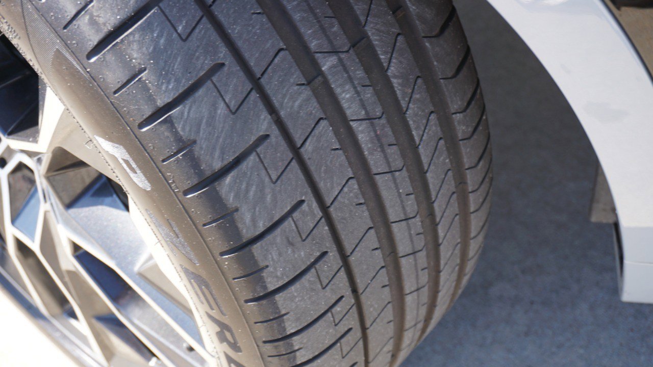 Used 2023 BMW X7 M60i w/ Executive Package image 12