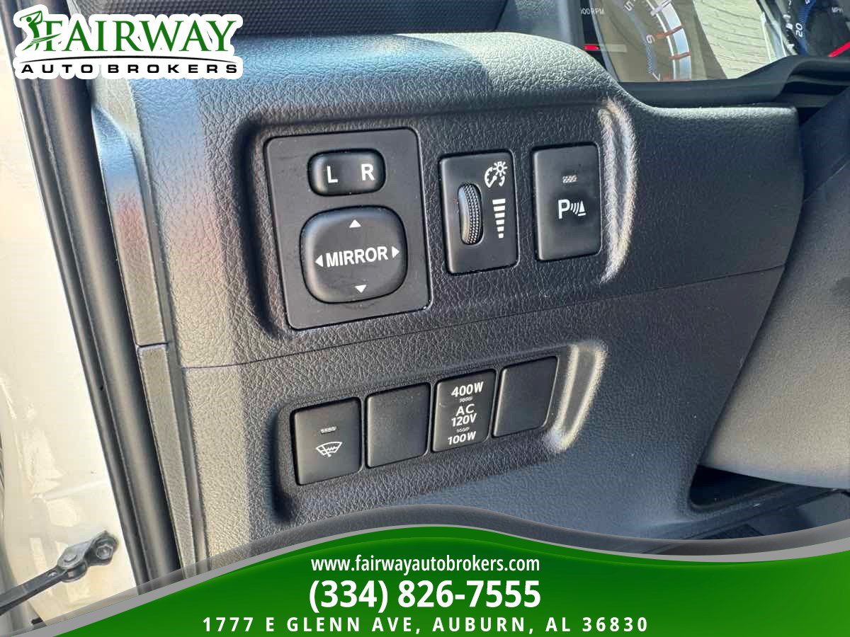Used 2019 Toyota 4Runner Limited AWD/4WD image 17