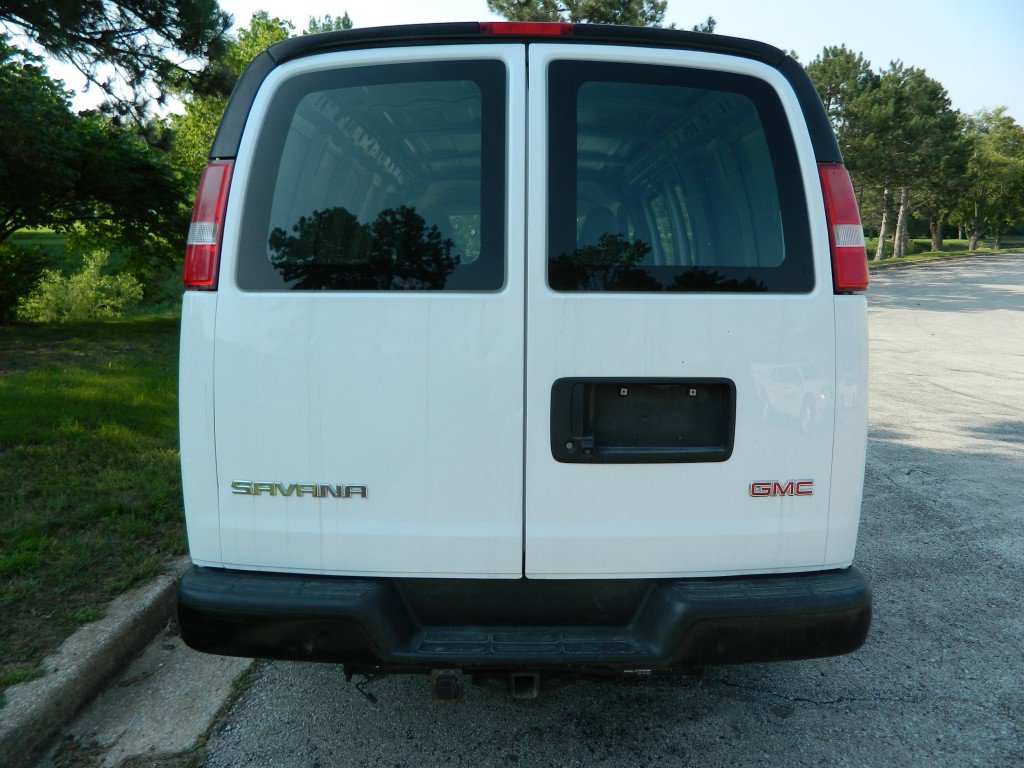 Used 2017 GMC Savana 2500 image 8
