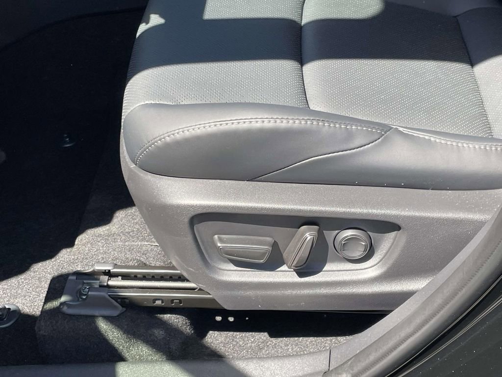 New 2026 Subaru Uncharted AWD image 18