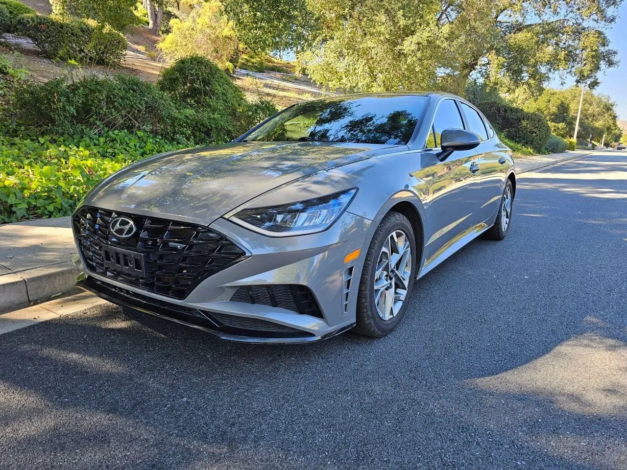 Used 2023 Hyundai Sonata SEL image 1