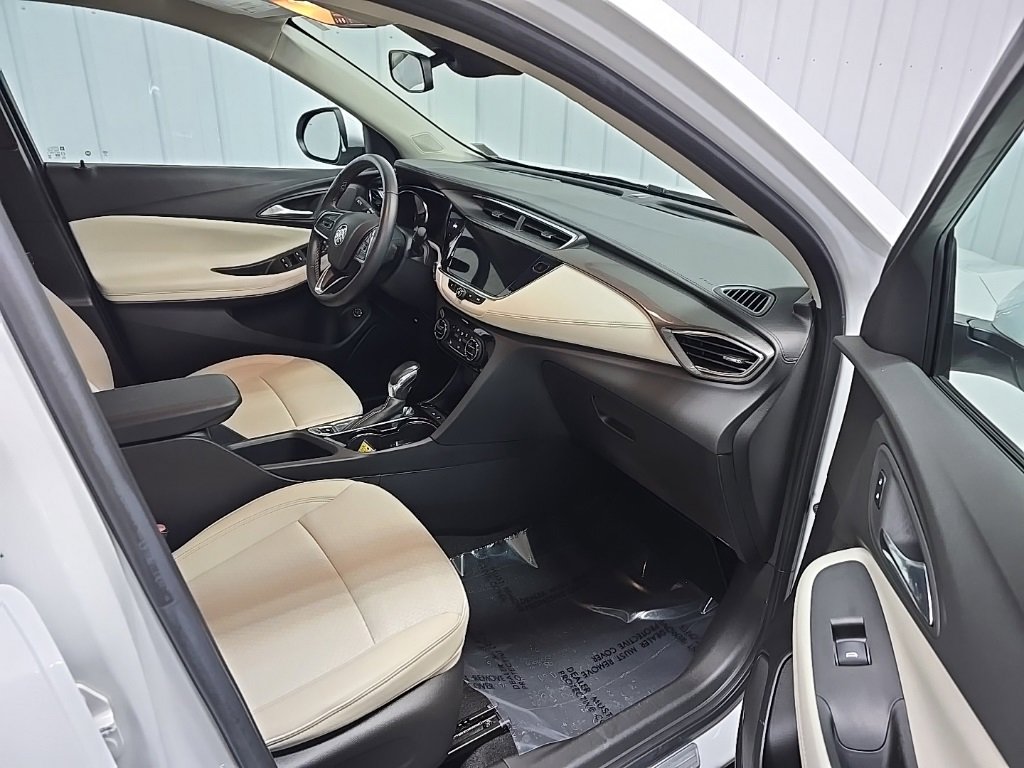 Used 2022 Buick Encore GX Select image 15