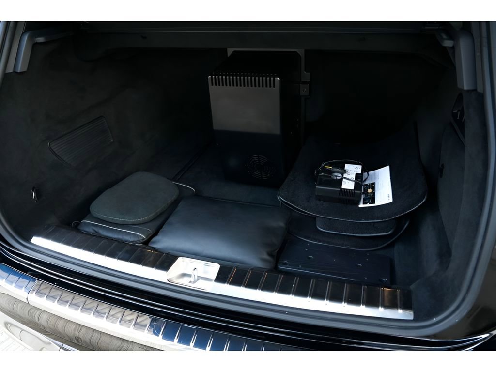 Used 2023 Mercedes-Benz Maybach GLS 600 4MATIC image 22