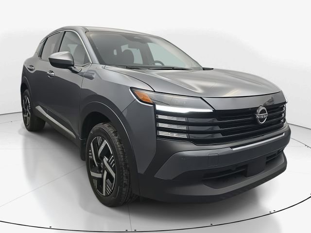 Used 2025 Nissan Kicks SV image 2
