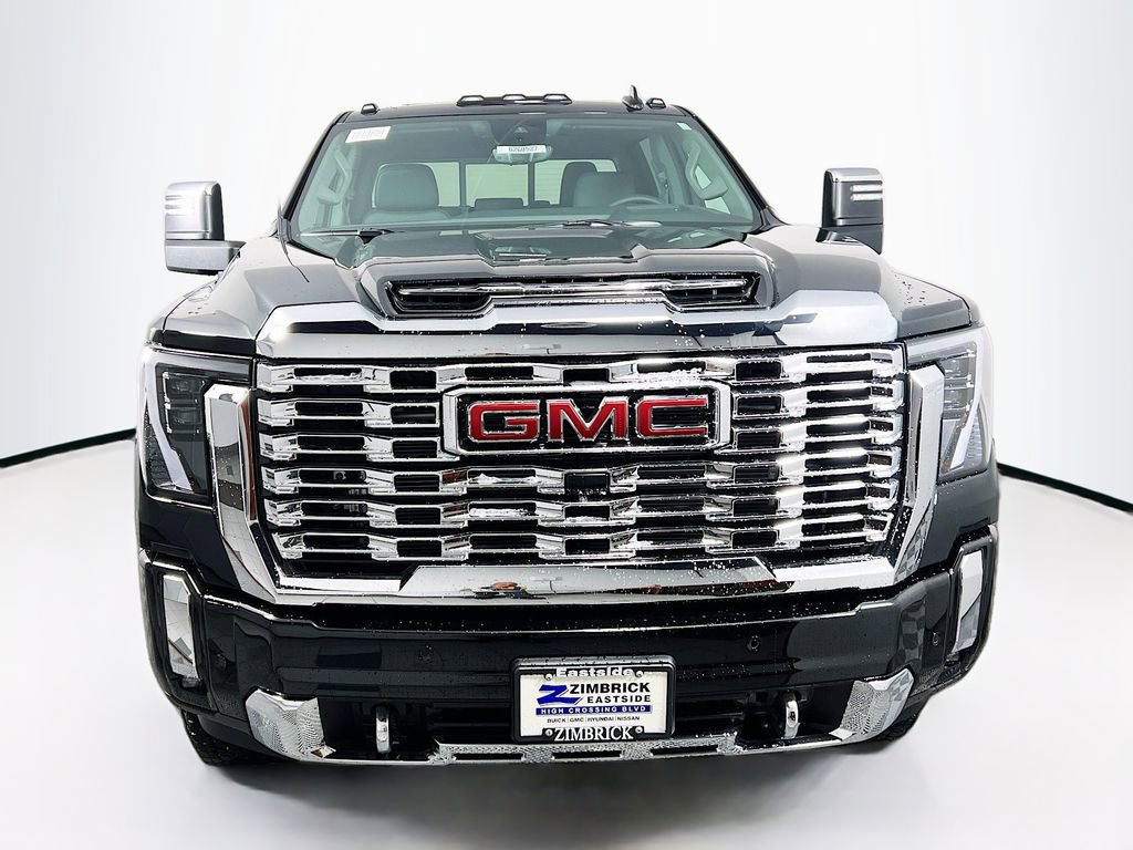New 2026 GMC Sierra 3500 Denali w/ Denali Reserve Package AWD/4WD image 2