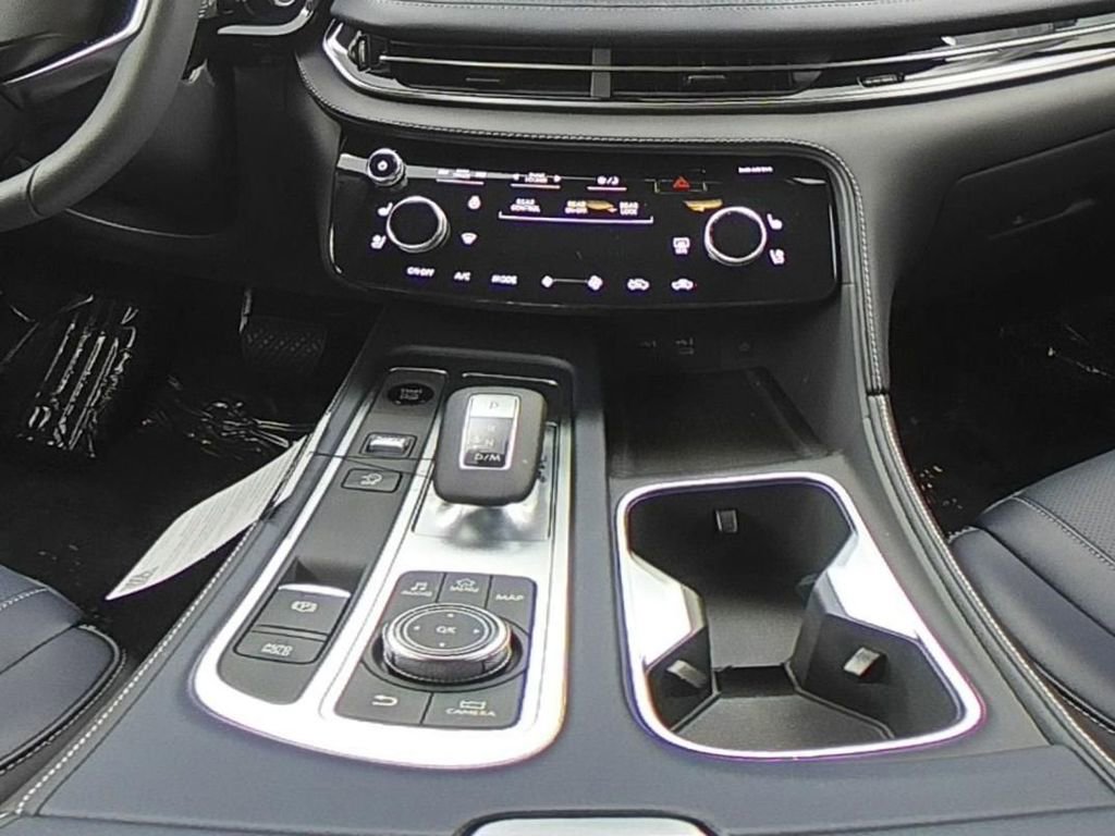 New 2026 INFINITI QX60 Sport w/ Dark Cargo Package image 24