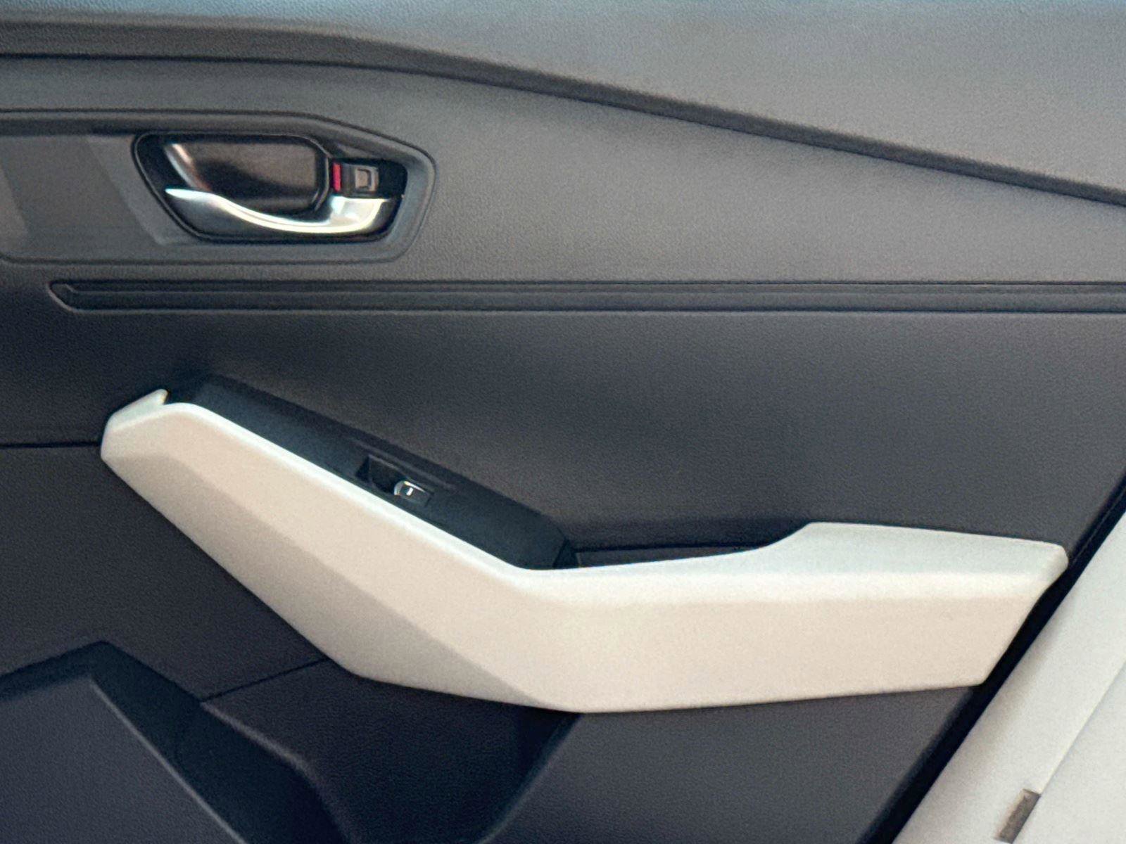 Certified 2025 Honda Accord EX-L image 14