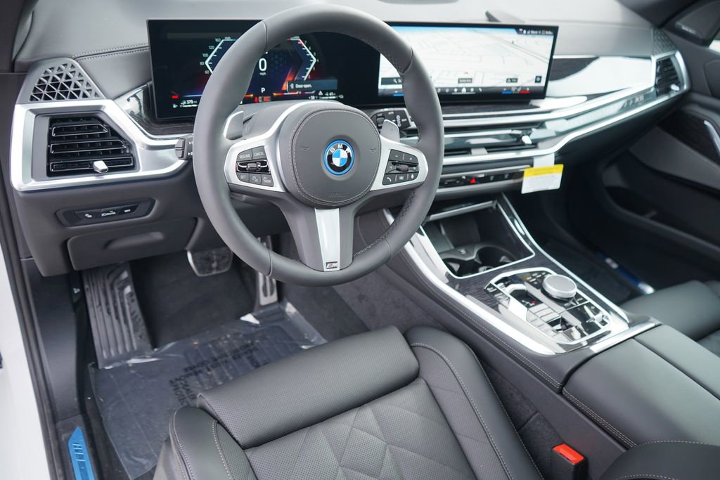 New 2026 BMW X5 xDrive50e w/ M Sport Package image 12