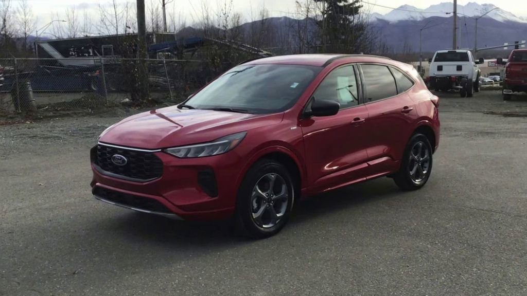 Used 2024 Ford Escape ST-Line w/ Tech Pack #1 image 4