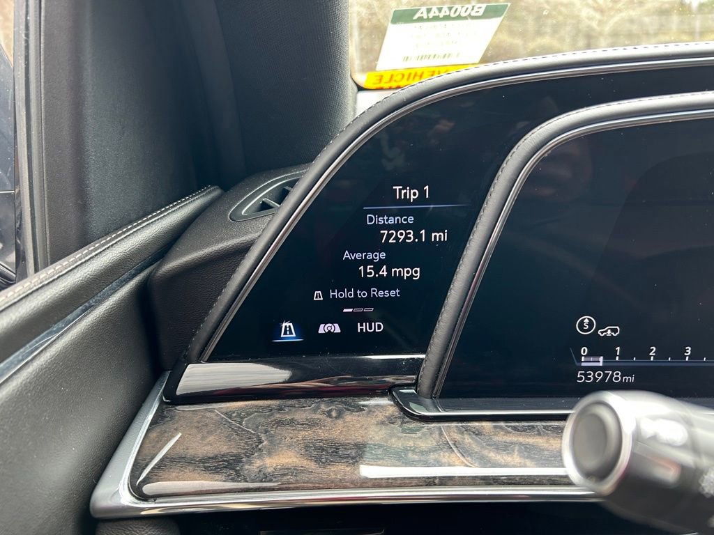 Used 2021 Cadillac Escalade ESV Premium Luxury w/ Driver Assist Tech Package image 29