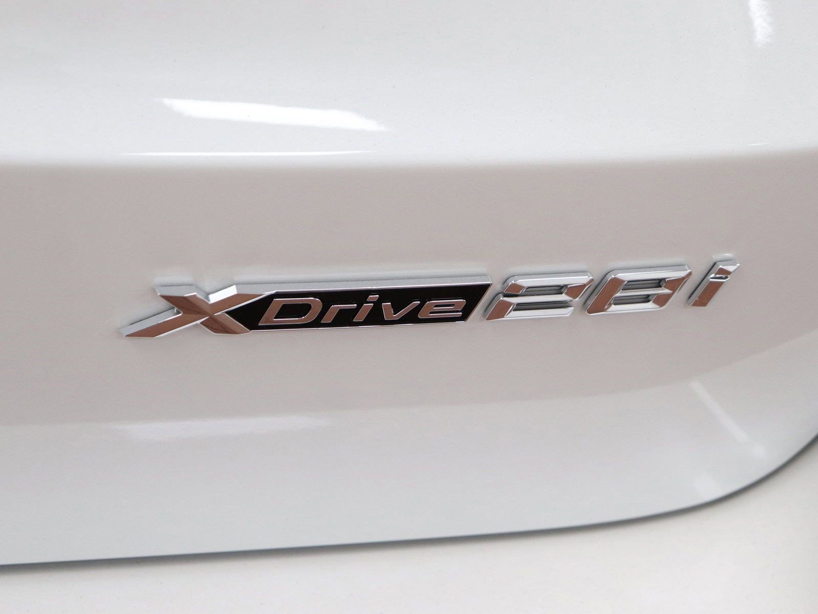 Used 2025 BMW X1 xDrive28i w/ Technology Package image 19