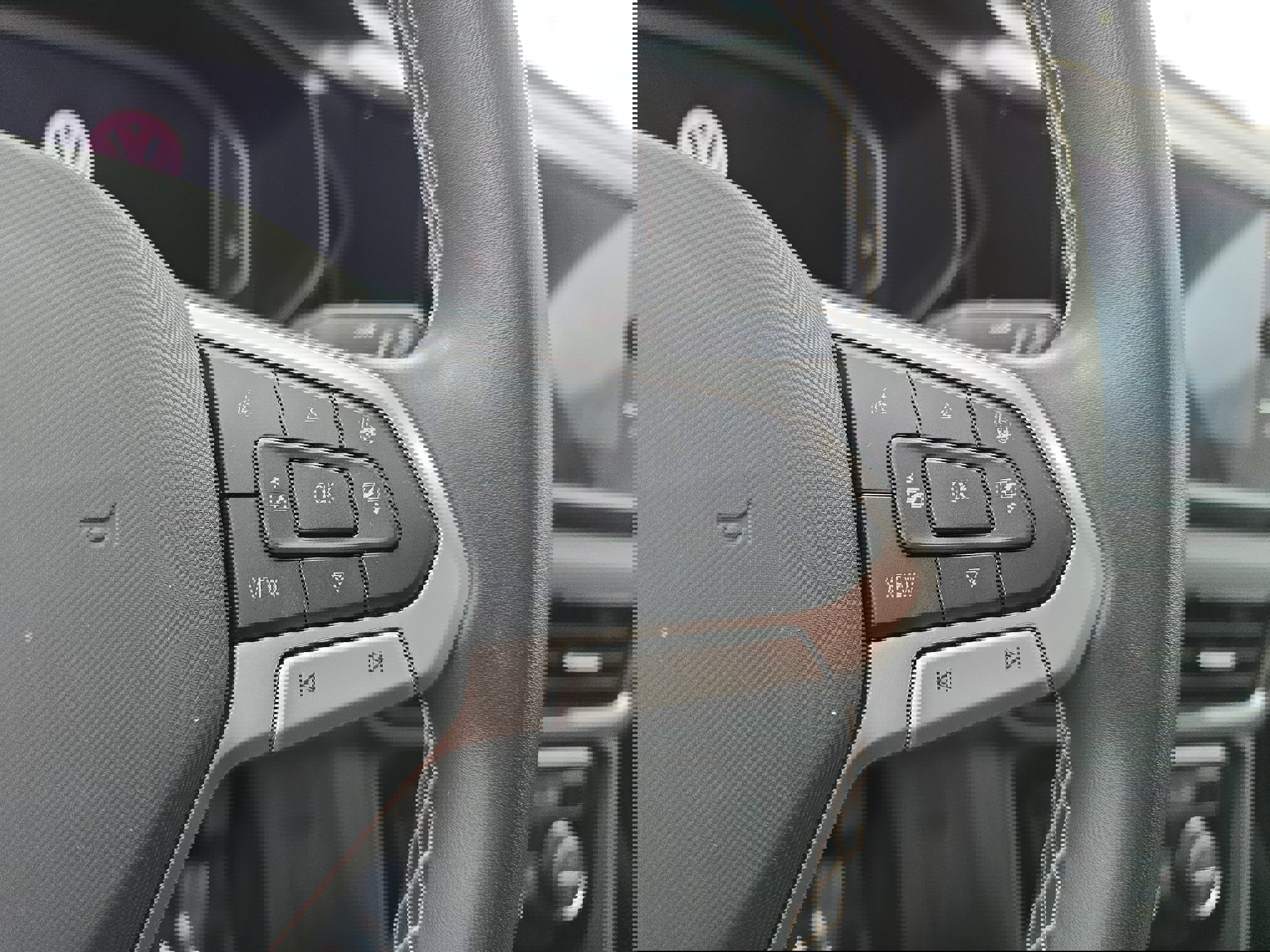 Certified 2024 Volkswagen Taos SEL image 17