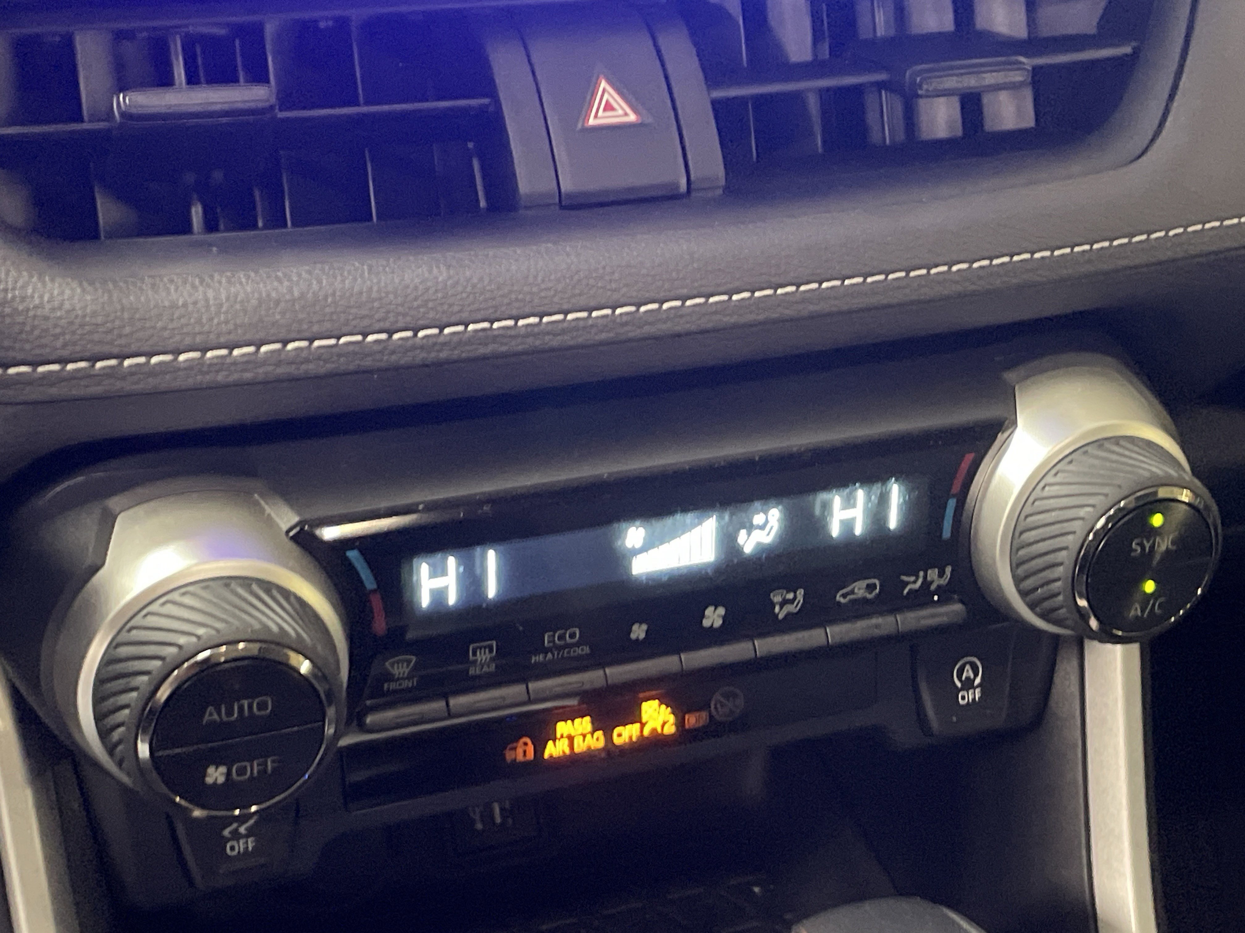 Used 2023 Toyota RAV4 XLE w/ Convenience Package FWD image 24