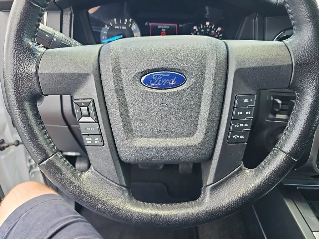 Used 2016 Ford Expedition EL XL w/ Equipment Group 101A AWD/4WD image 12