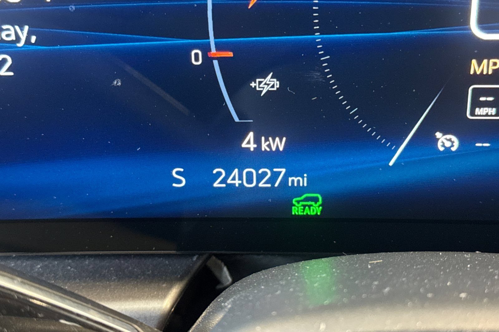 Certified 2024 Cadillac Lyriq Tech RWD image 38