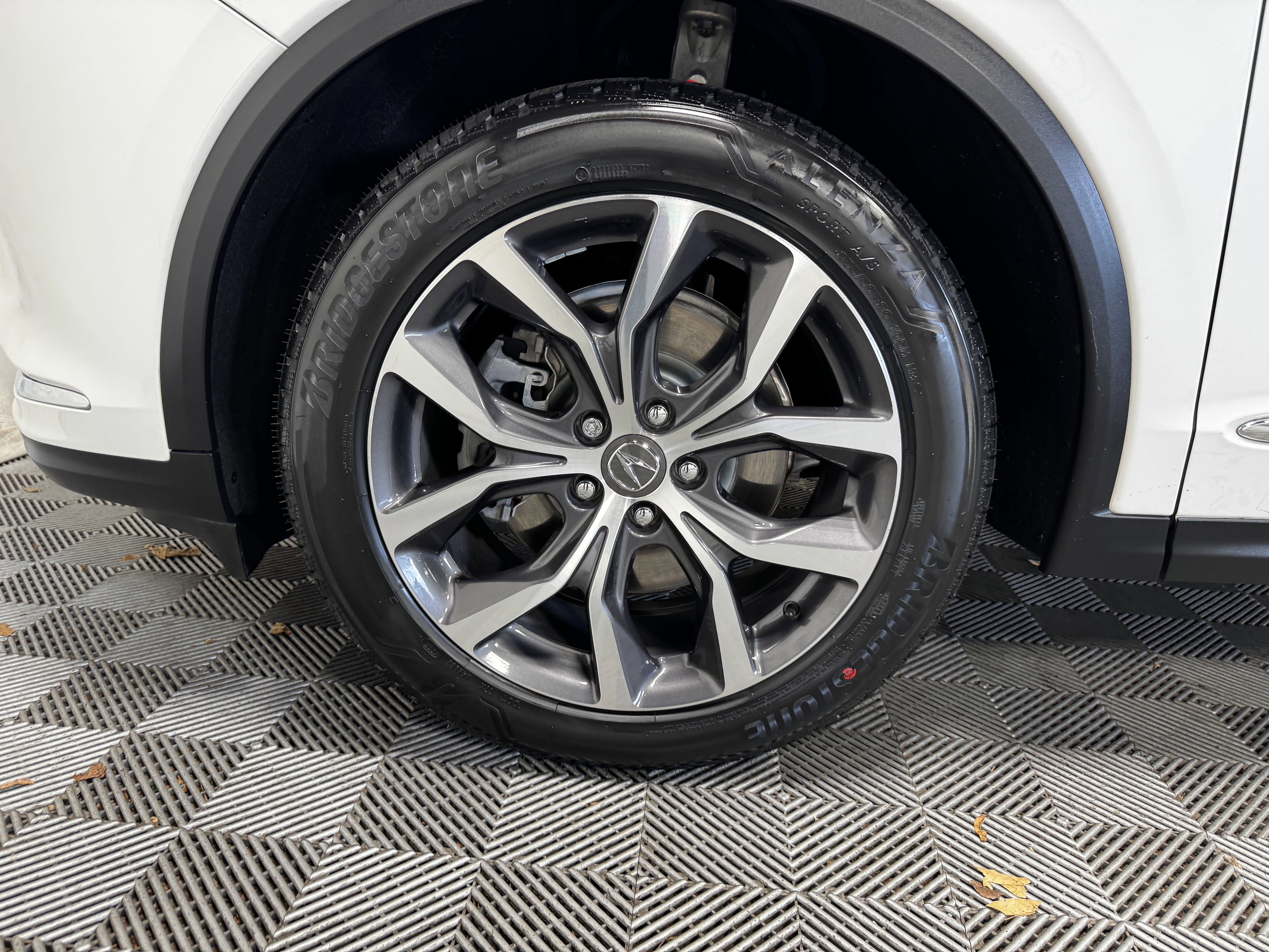 Certified 2023 Acura MDX FWD w/ Technology Package image 49