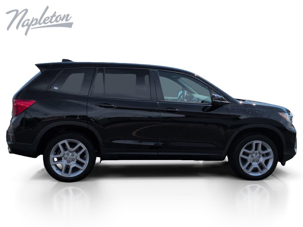 Used 2025 Honda Passport EX-L image 7