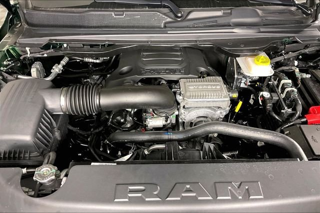 New 2026 RAM 1500 Express AWD/4WD image 2