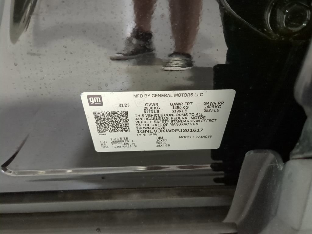 Used 2023 Chevrolet Traverse RS AWD/4WD image 19