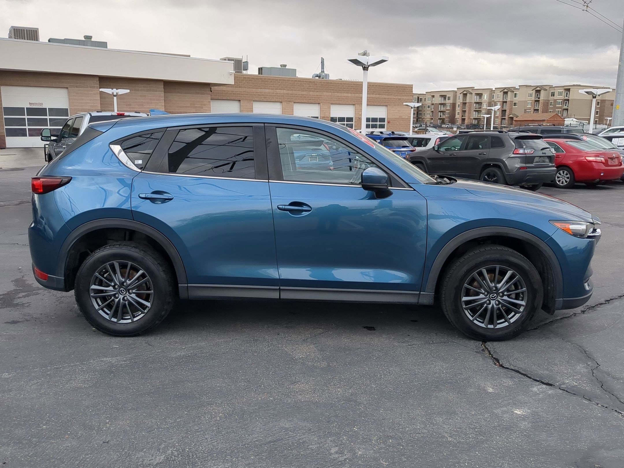 Used 2019 MAZDA CX-5 Sport image 6