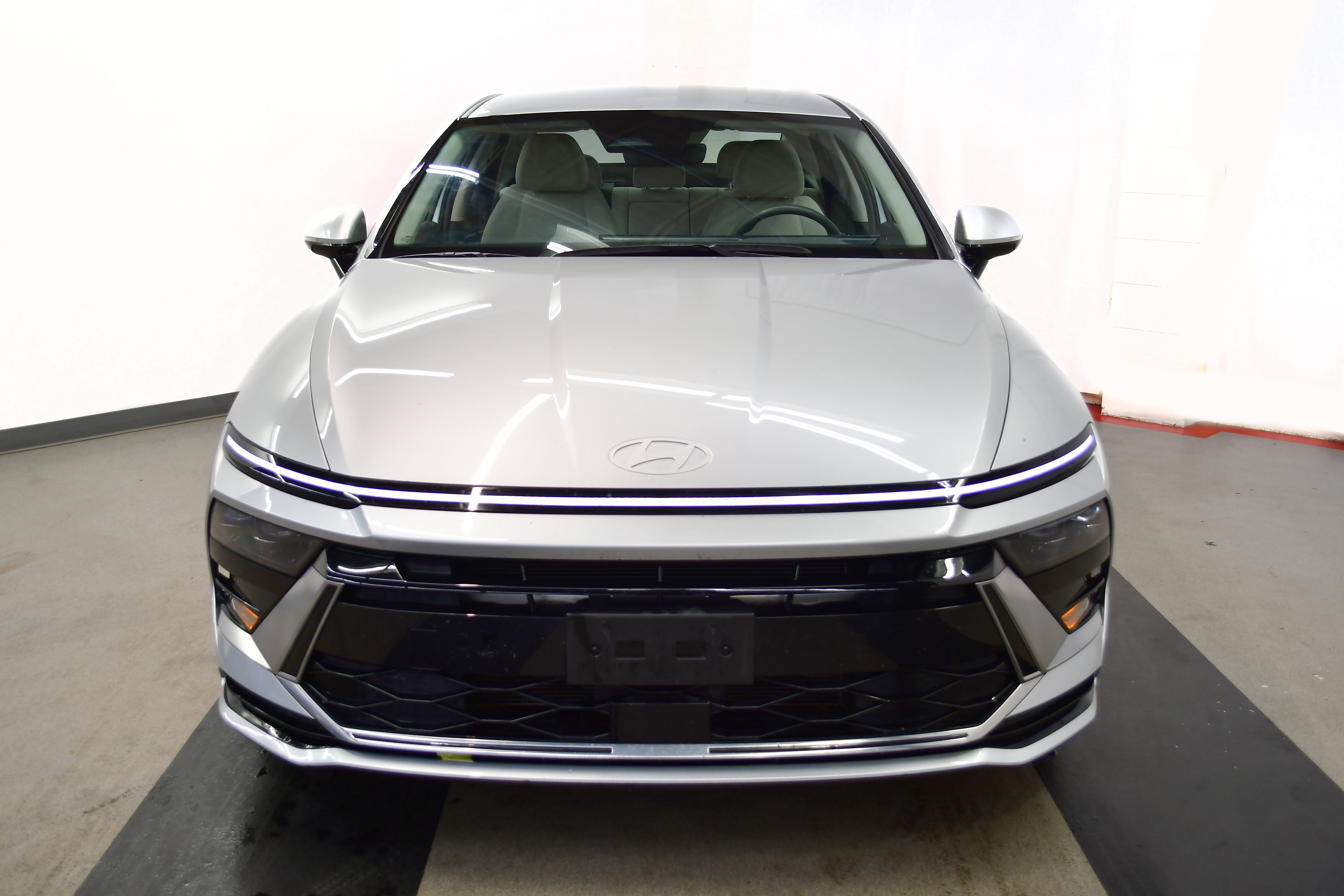 Used 2025 Hyundai Sonata SEL image 3