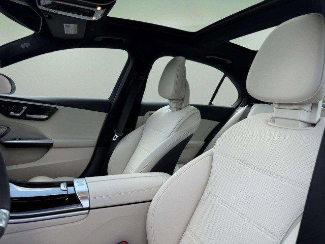 New 2026 Mercedes-Benz C 300 4MATIC Sedan image 16