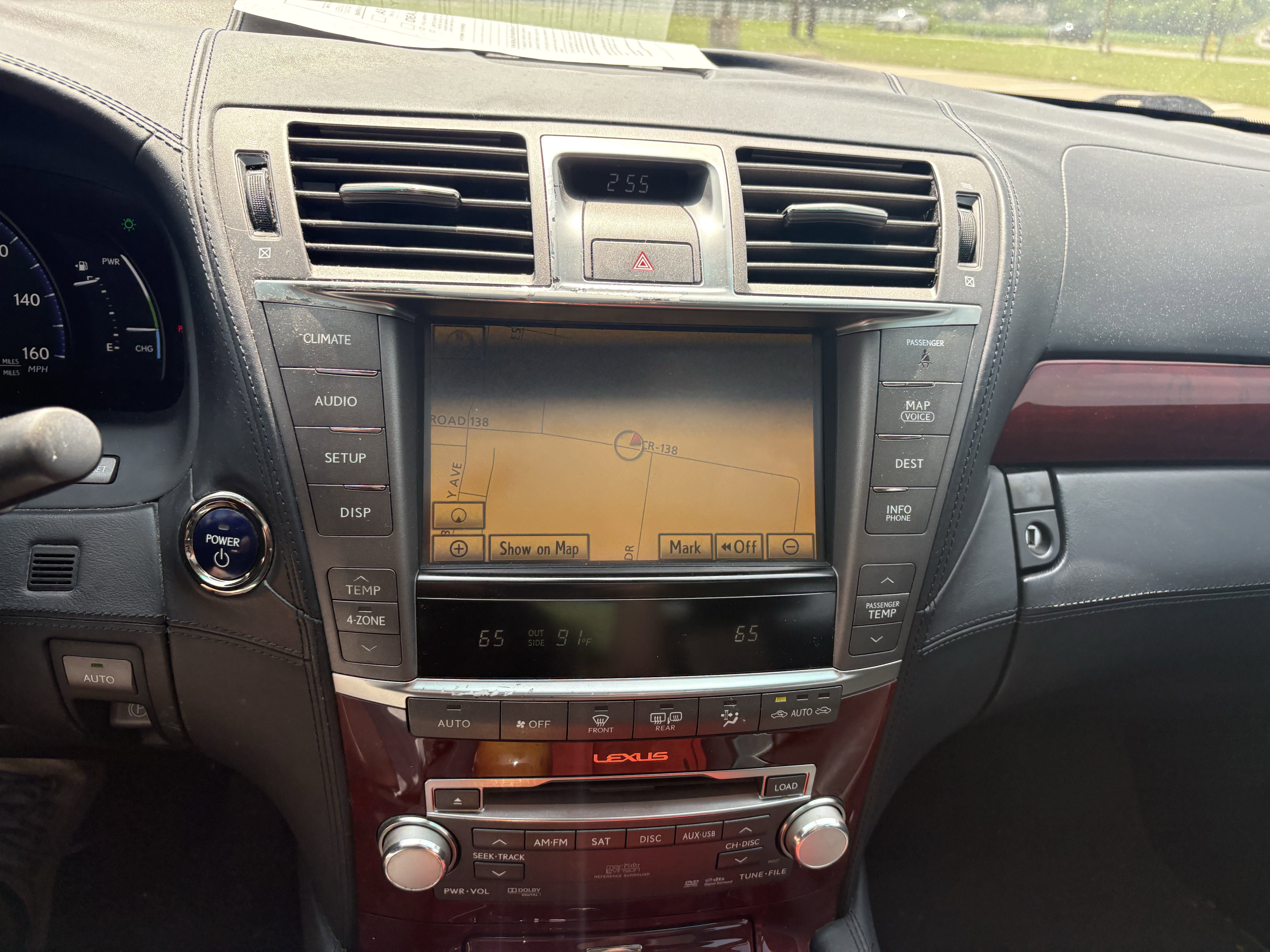 Used 2011 Lexus LS 600h L w/ Premium Luxury Pkg II AWD/4WD image 17
