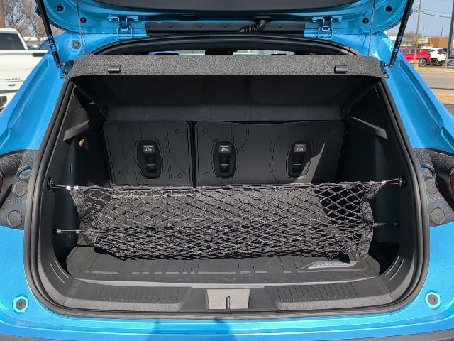 New 2026 Chevrolet Trax RS w/ Sunroof Package image 9