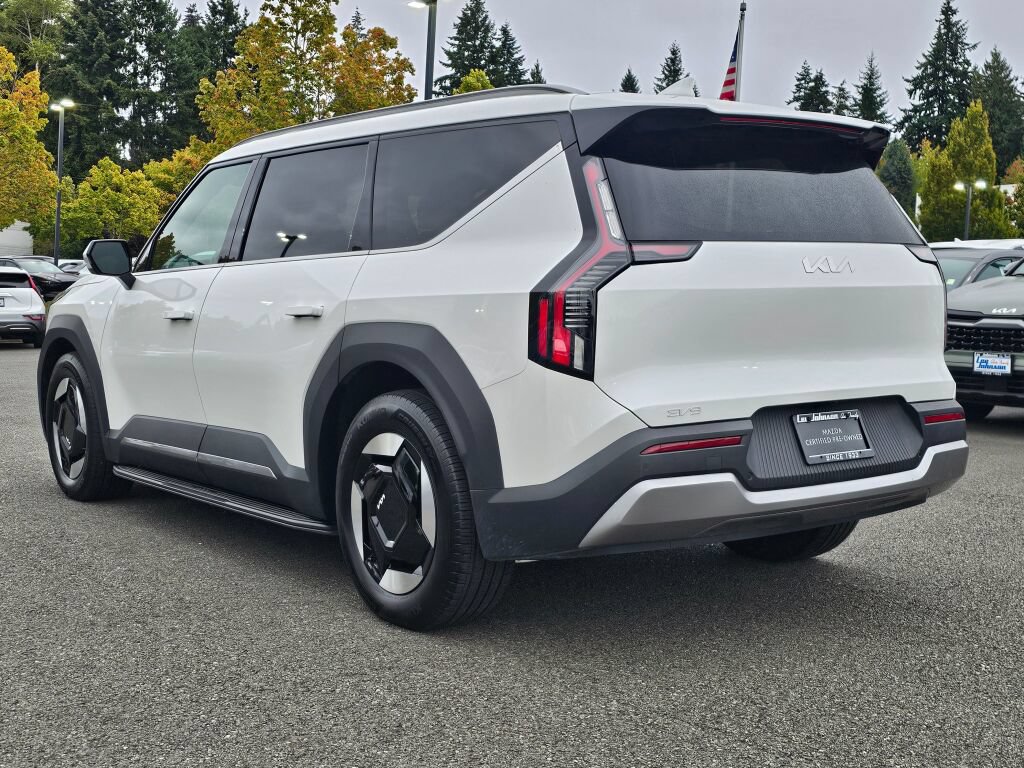 Certified 2024 Kia EV9 Wind AWD/4WD image 7