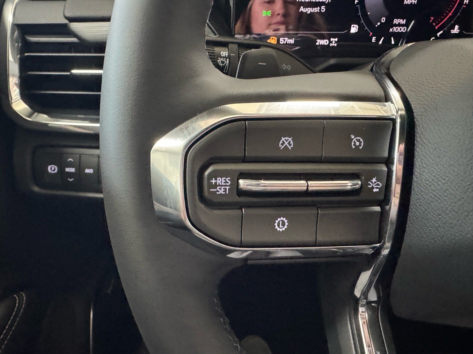 New 2027 GMC Acadia Elevation w/ Black Edition AWD/4WD image 25