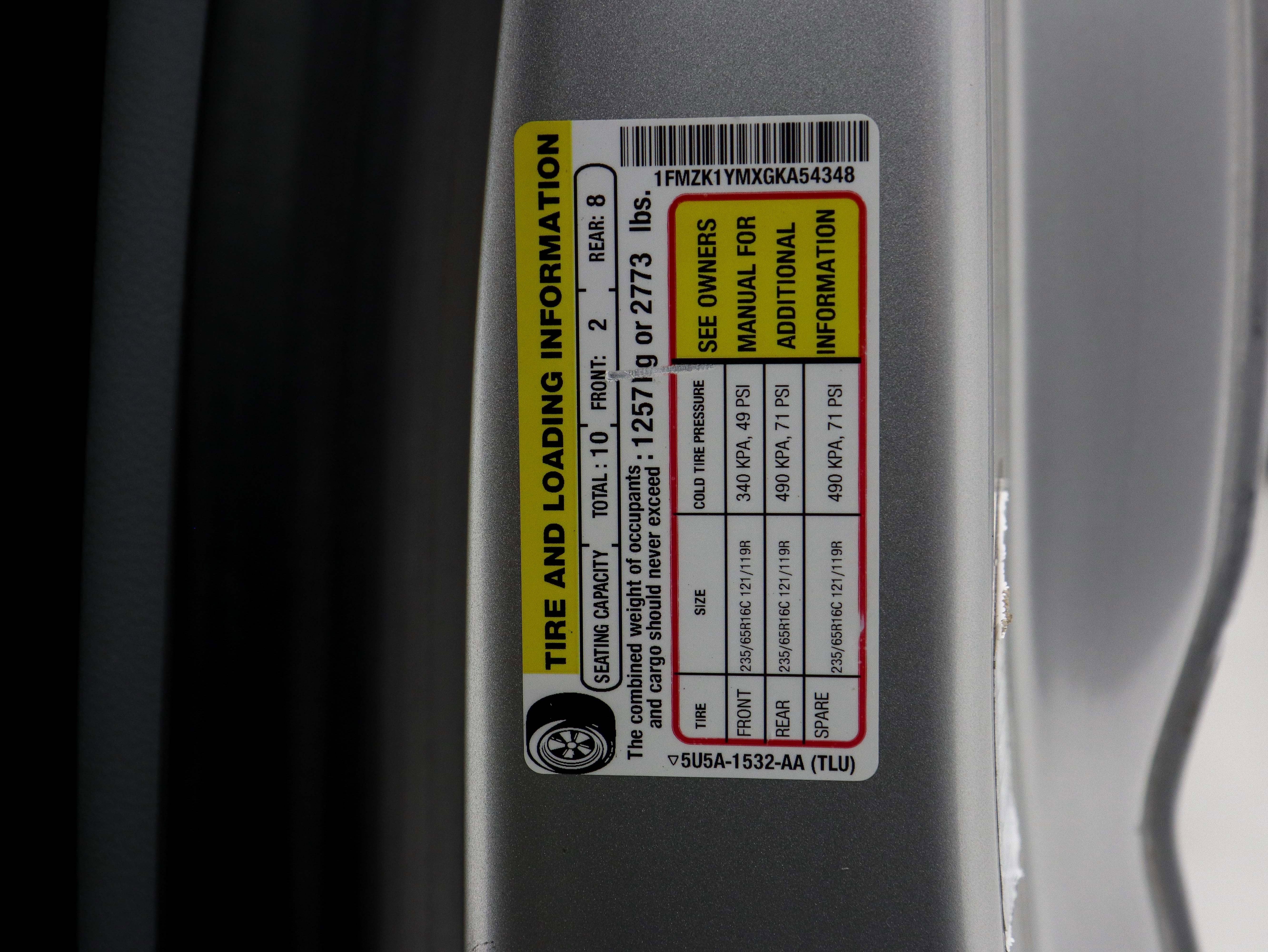 Used 2016 Ford Transit 150 XLT image 34