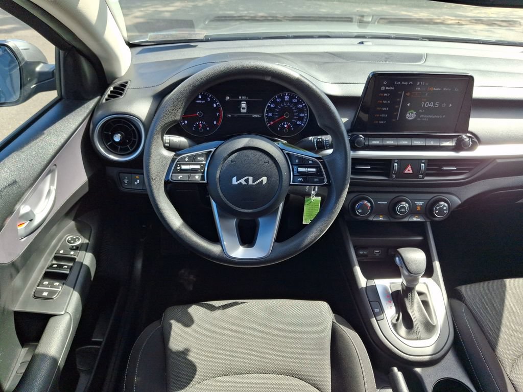 Used 2024 Kia Forte LXS w/ LXS Technology Package FWD video 2