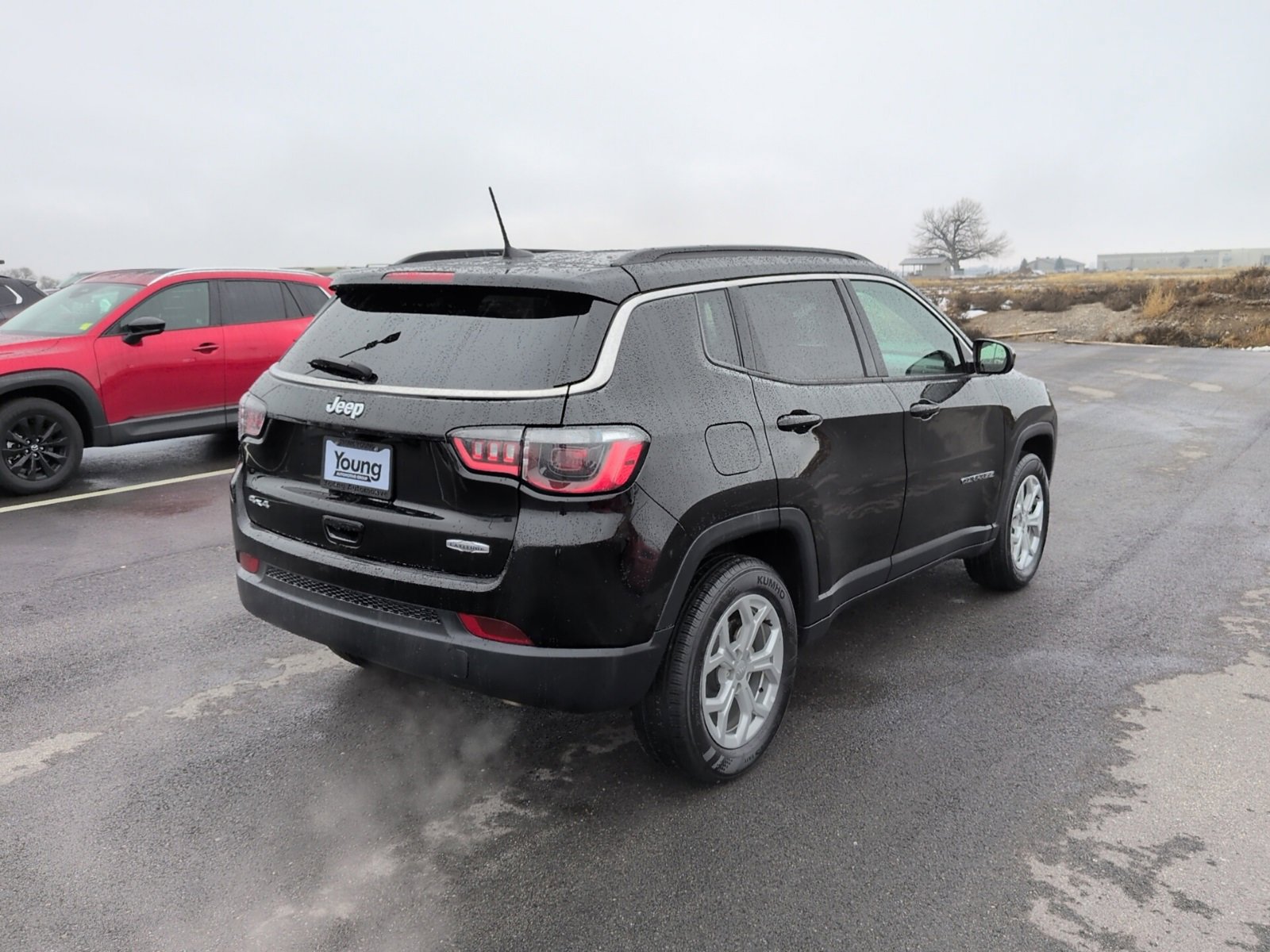 Used 2024 Jeep Compass Latitude image 7