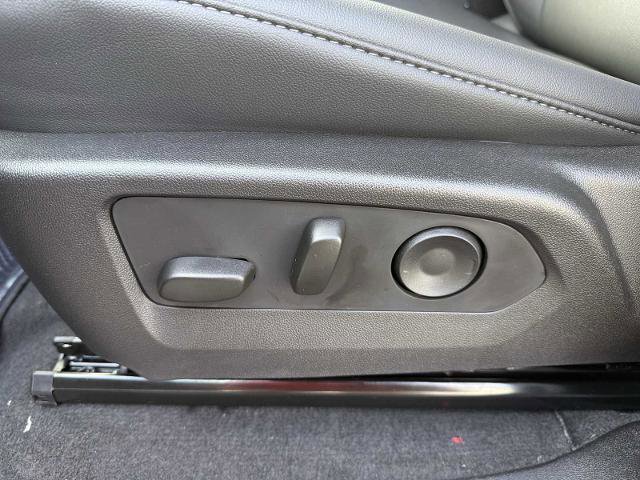 New 2026 GMC Canyon Elevation w/ Convenience Package image 22