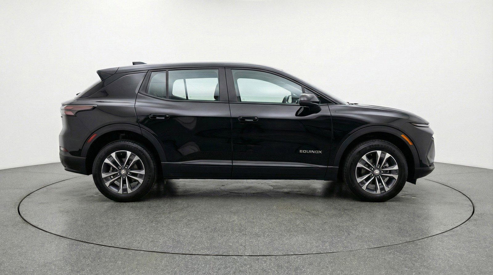 Used 2025 Chevrolet Equinox LT image 11