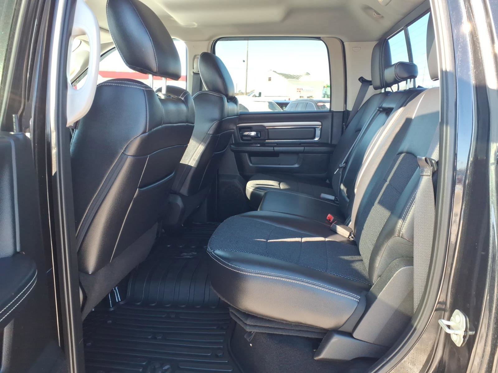 Used 2018 RAM 2500 Big Horn w/ Sport Appearance Group image 11