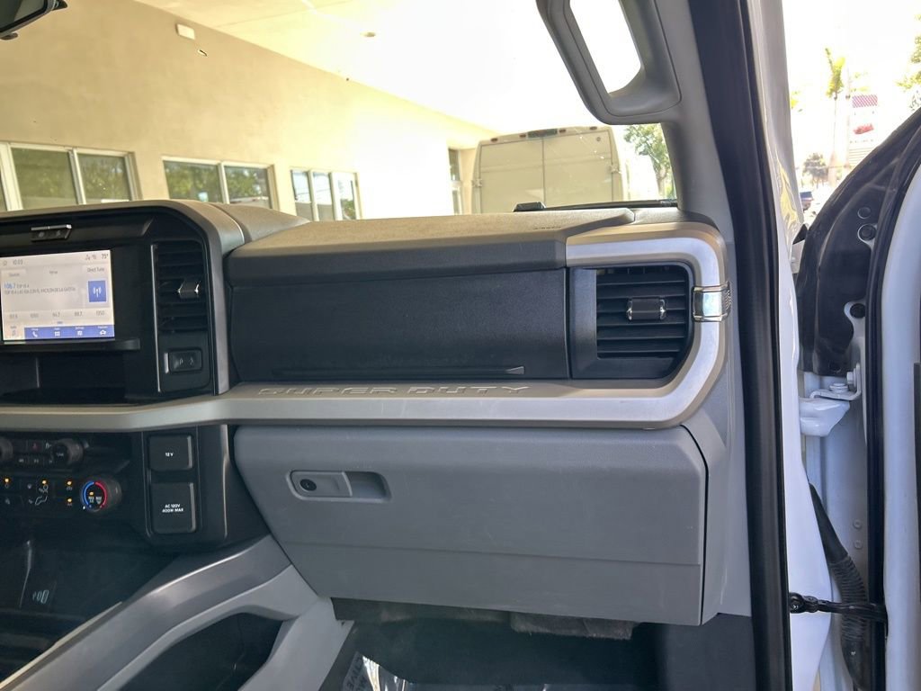 Used 2025 Ford F250 XLT w/ FX4 Off-Road Package AWD/4WD image 29