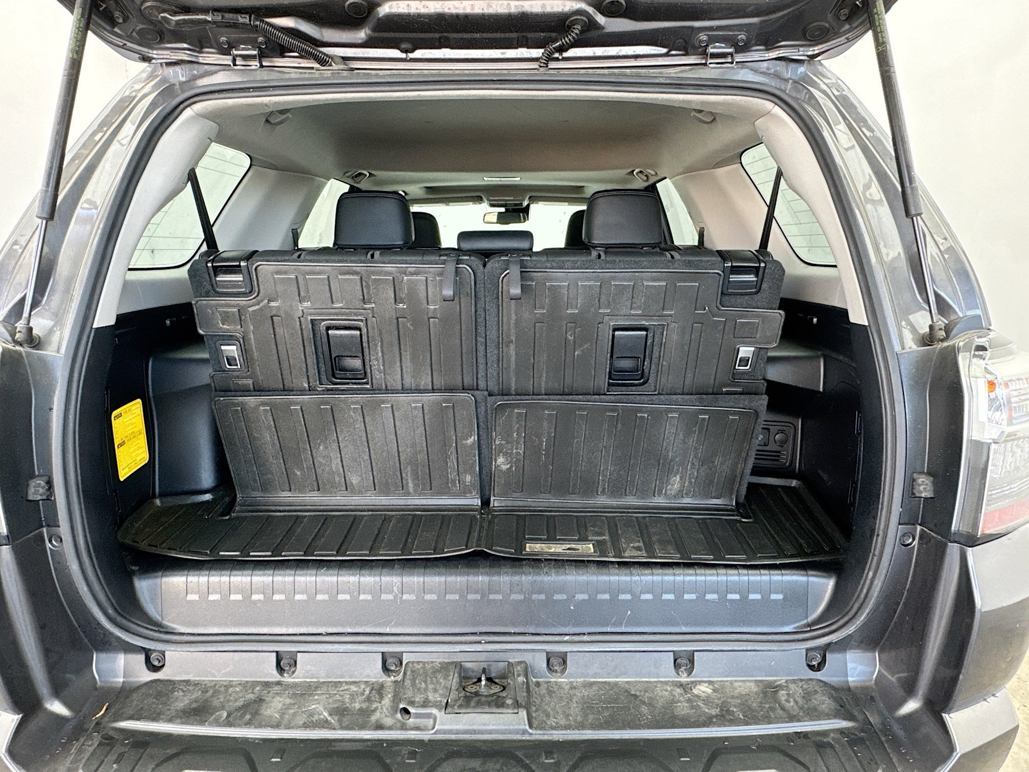 Used 2023 Toyota 4Runner SR5 Premium w/ Moonroof Package image 18