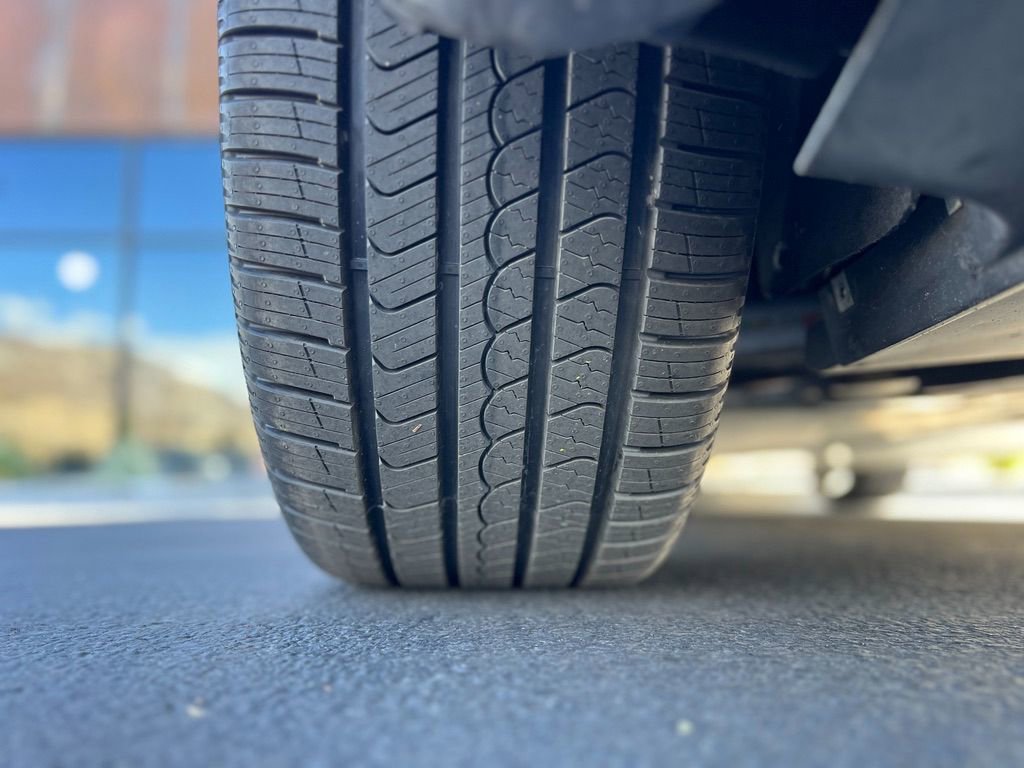 Used 2021 Tesla Model X Long Range image 31